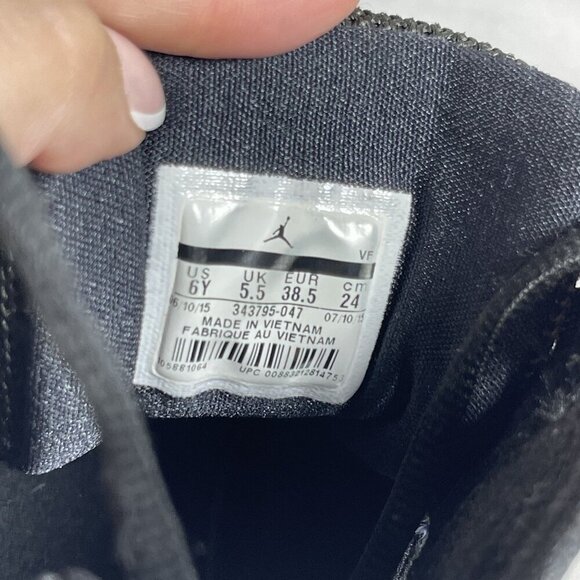 Nike Air Jordan True Flight Black Purple Mid-Top Basketball Sneakers Shoe Size 6 - Picture 9 of 9